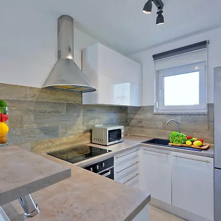 Amosa Holiday home *